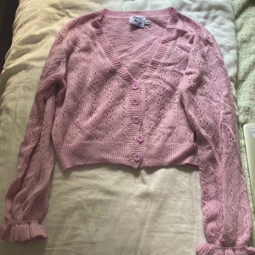 Princess polly pink button up sweater size s/m never worn perfect condition